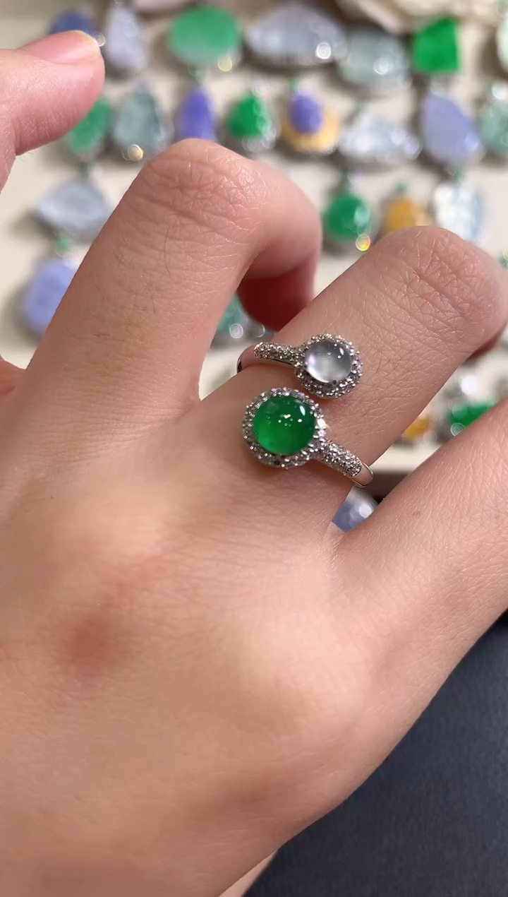 18K金镶嵌戒指翡翠冬日珠宝Q156