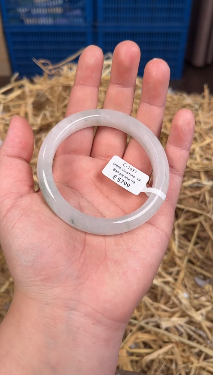 未镶嵌手镯石英质玉C1411