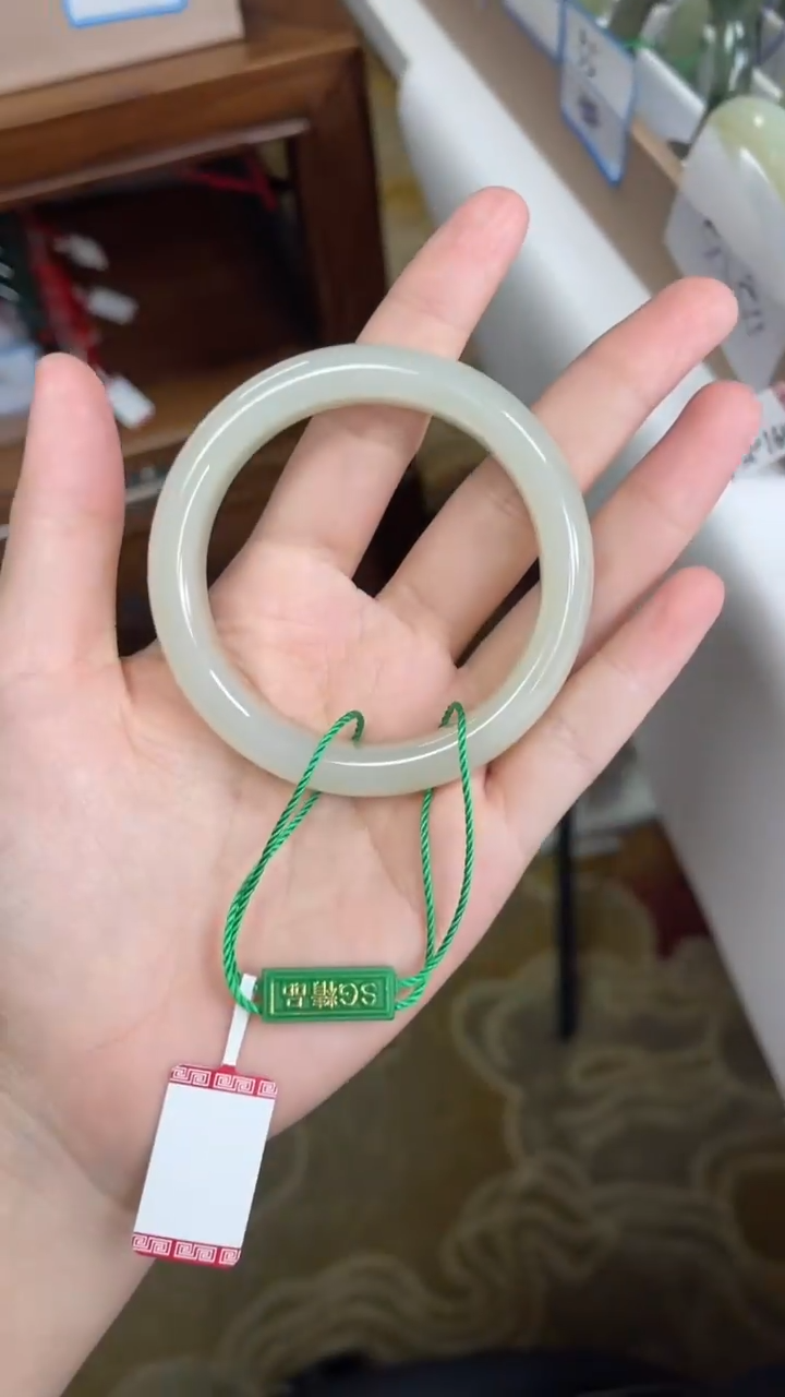 未镶嵌手镯和田玉52