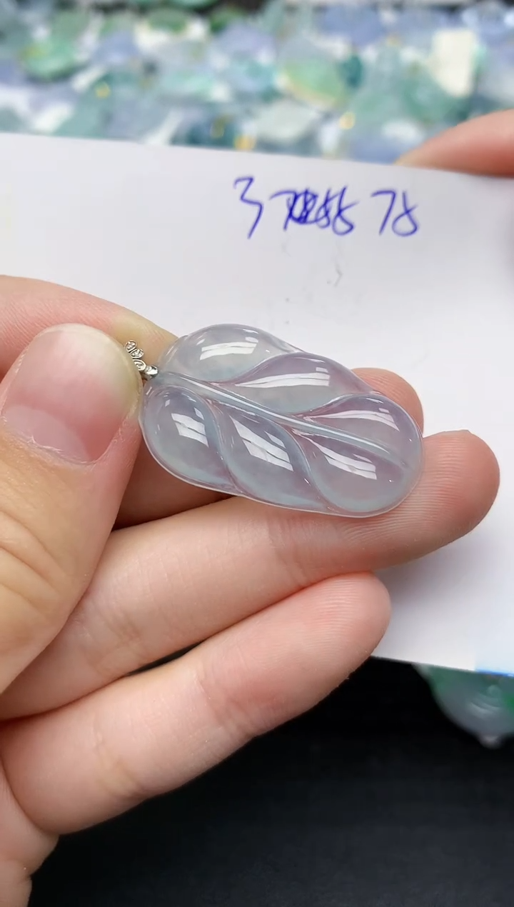 颈饰18K金镶嵌翡翠天然缅甸A货翡翠百元以上9元证书费自理