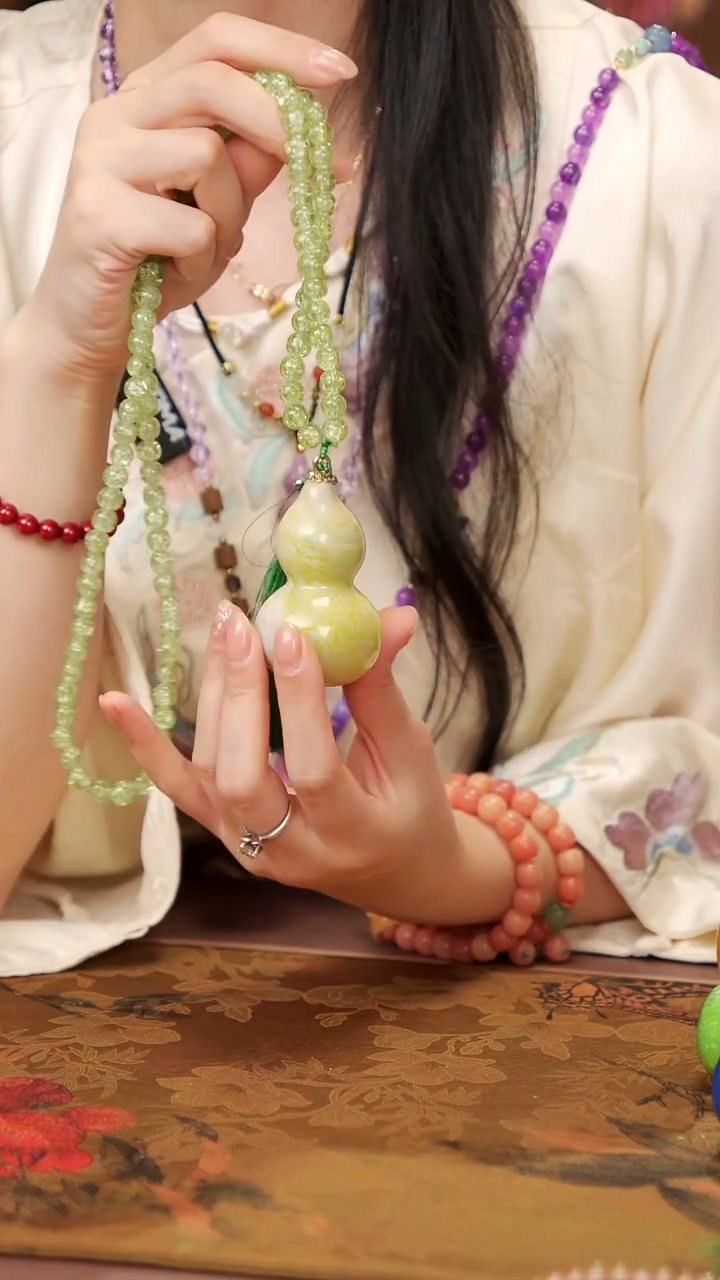 316天琦閤漆艺小葫芦挂件