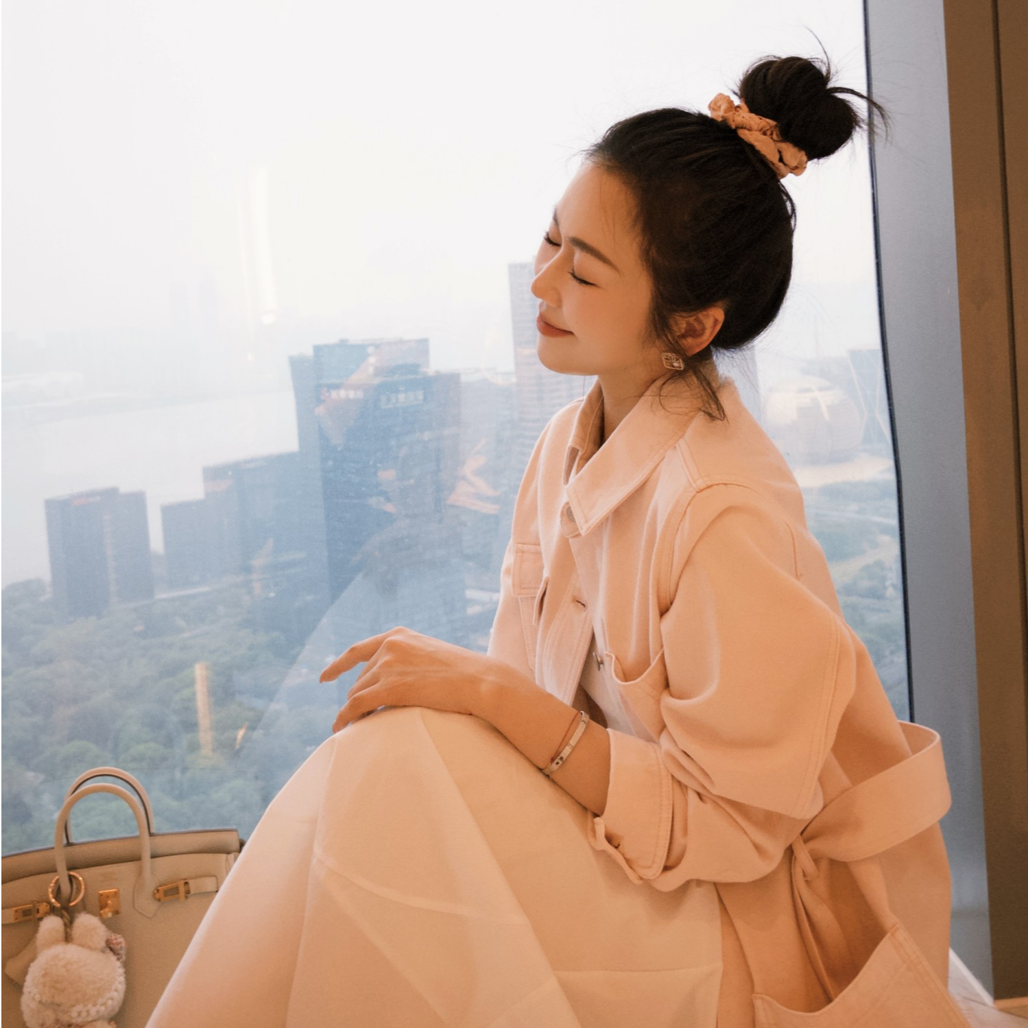 希娜 徜徉粉色 高级感翻领工装外套