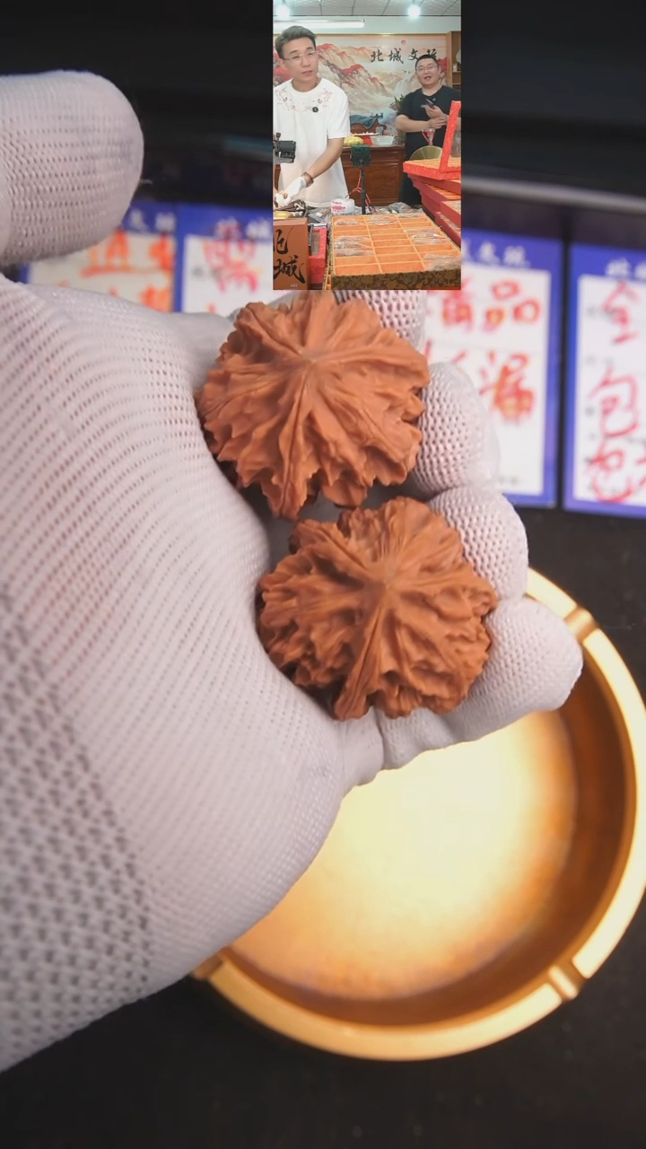 文玩核桃把件83号37左右正奔 全品（批量）