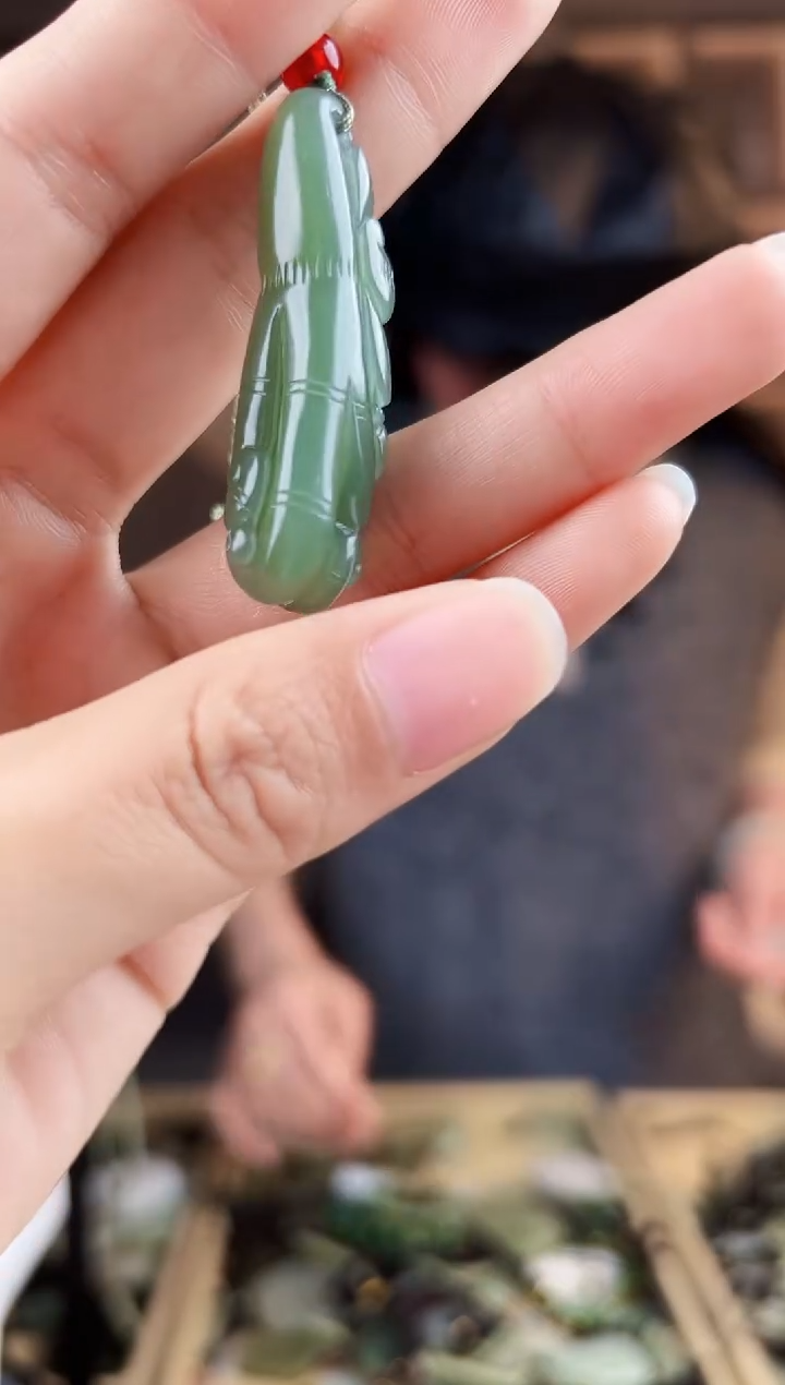 颈饰未镶嵌和田玉拍一发一，多样性发货