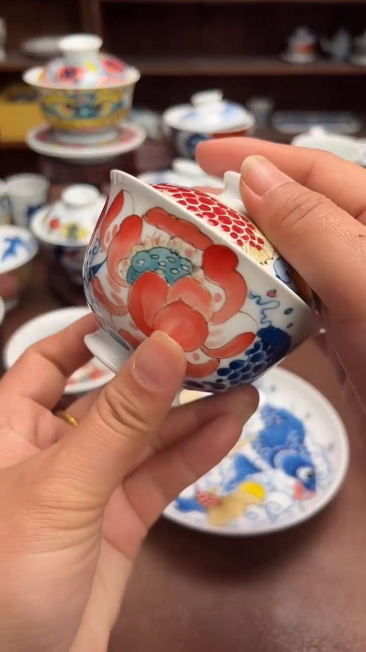 【闪购商品】宠粉福利价        莲年有鱼盖碗