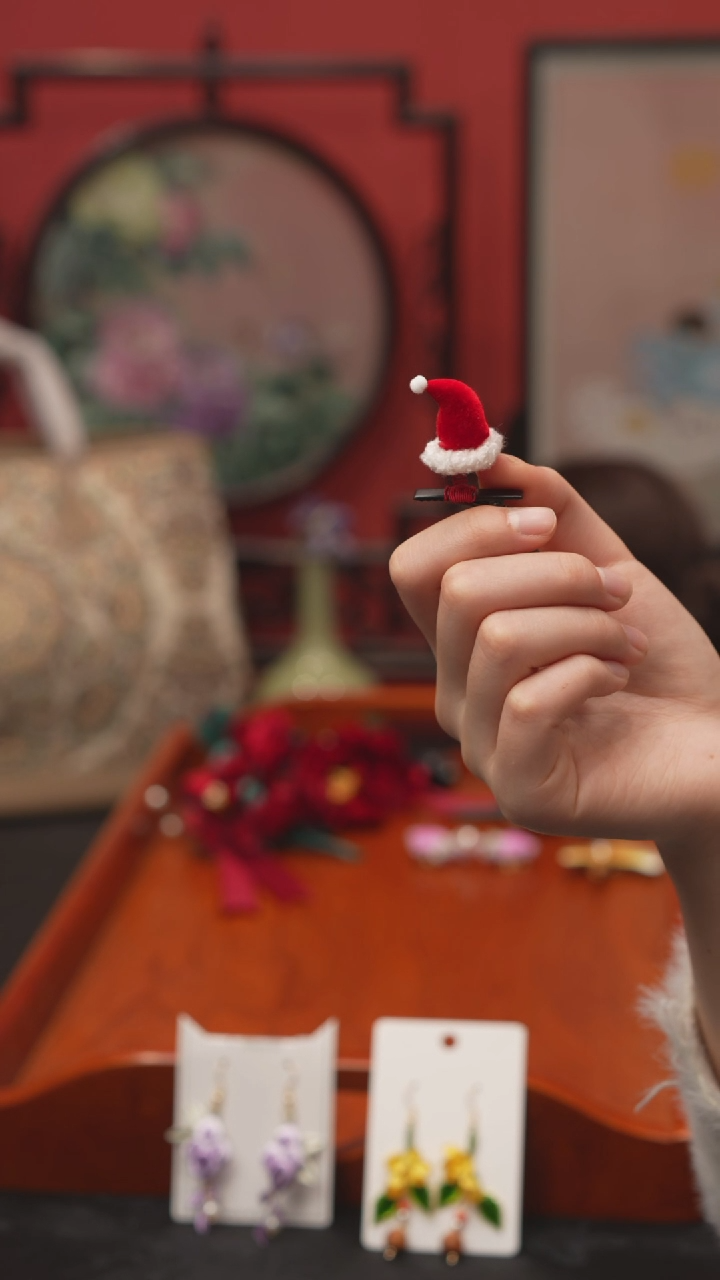 刺绣S****y非遗绒花手工饰品