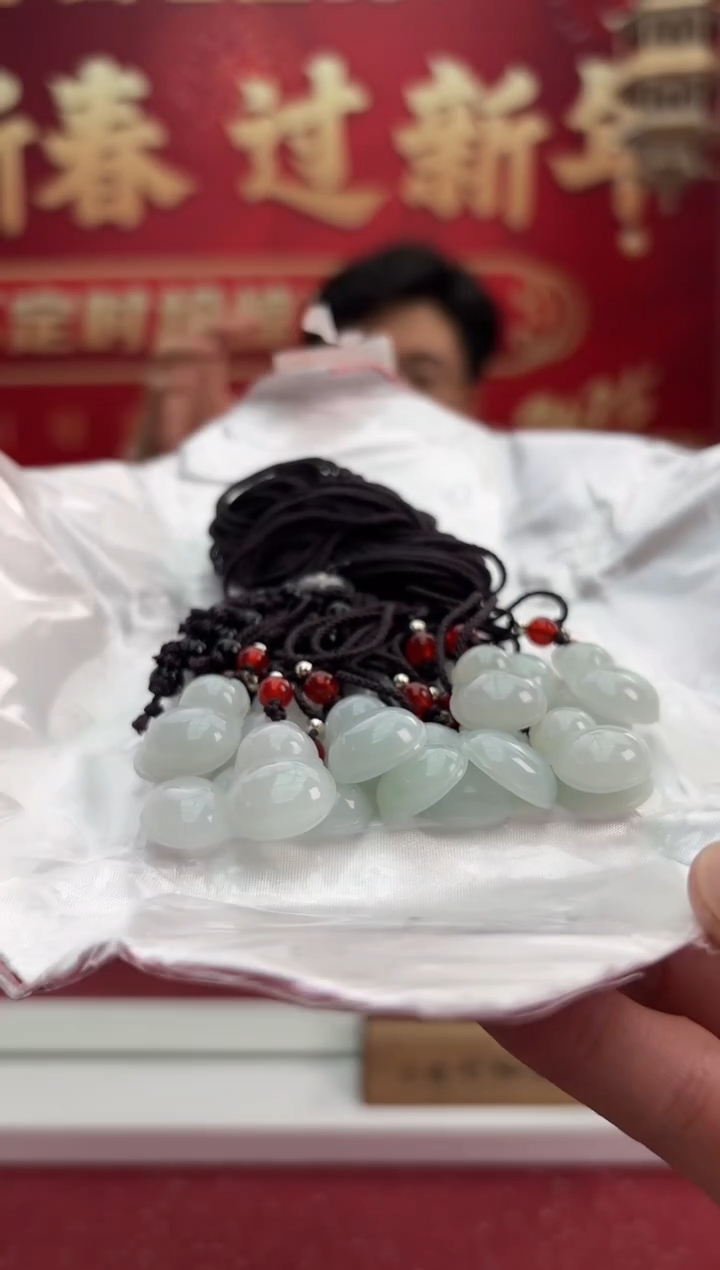 【闪购商品】翡翠颈饰未镶嵌579154/多样性发一件/葫芦/配绳