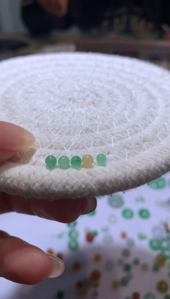 【闪购商品】定制翡翠未镶嵌3.5*五颗珠子198+20