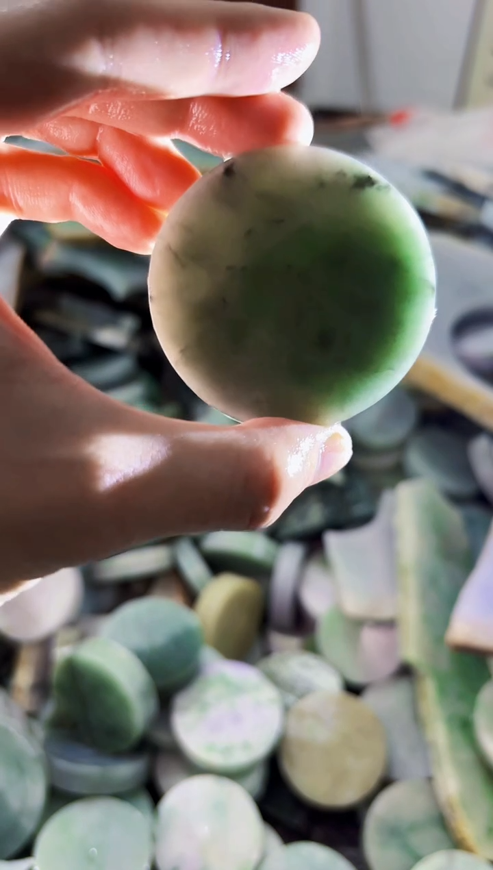 【闪购商品】翡翠颈饰未镶嵌A货吴玉212