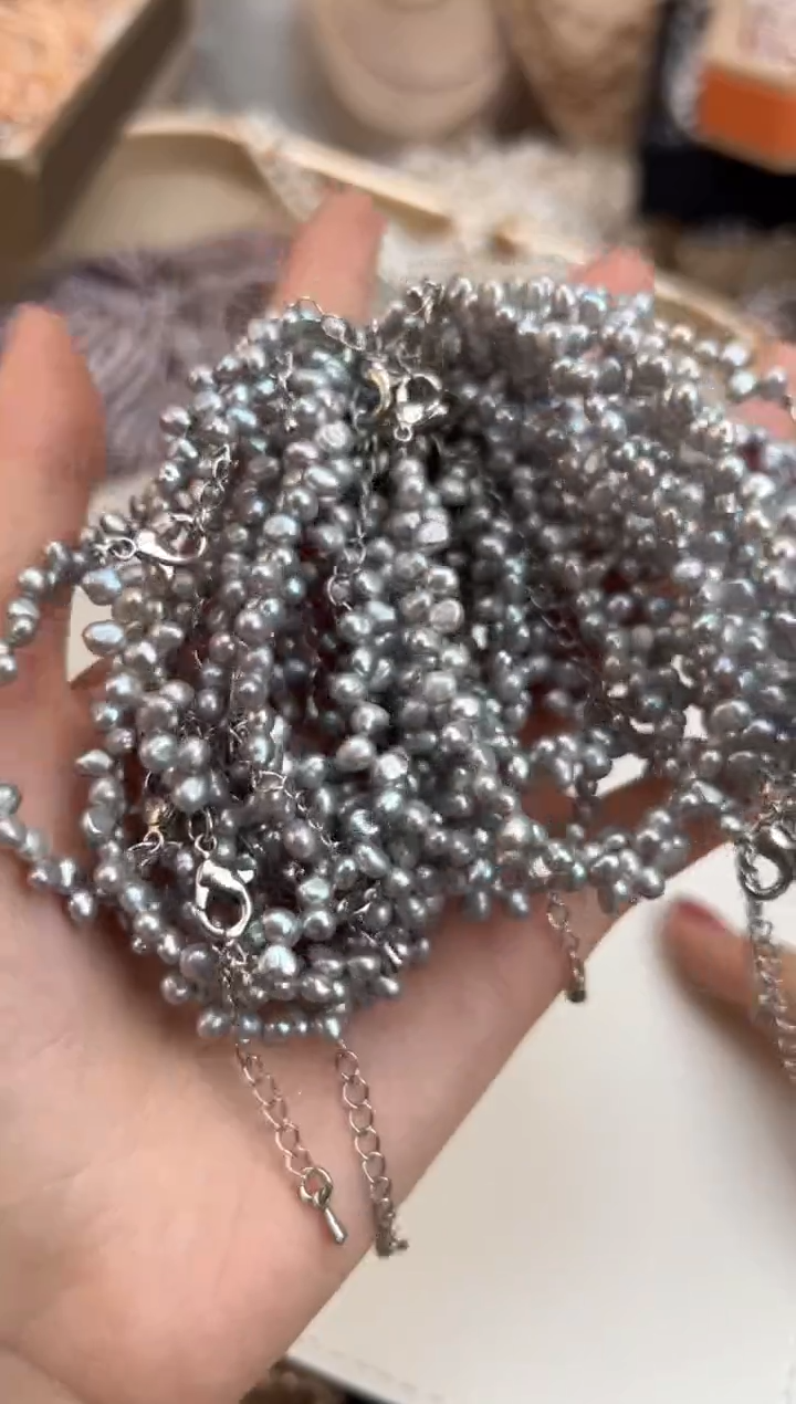 未镶嵌福利淡水珍珠无核*灰色花瓣珍珠手链（多样性发一）