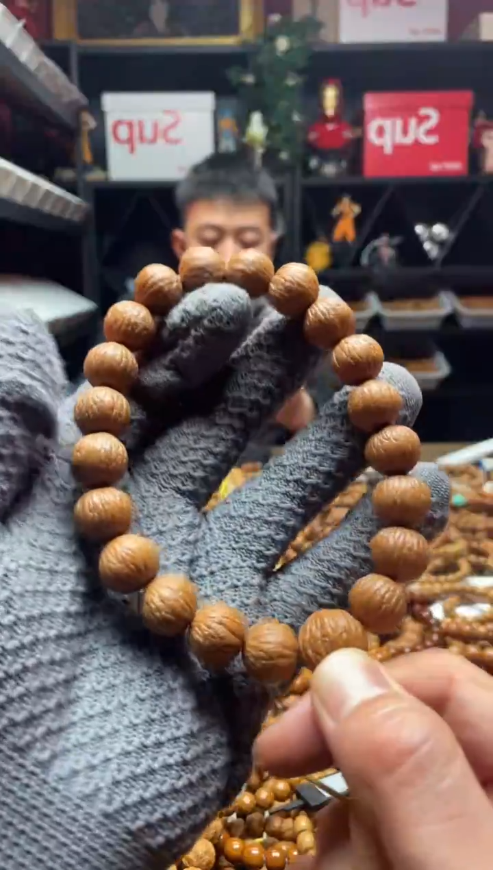 手串猴头核桃007  凤羽 手持 高货 猴头手串 包玩红 包毕业 