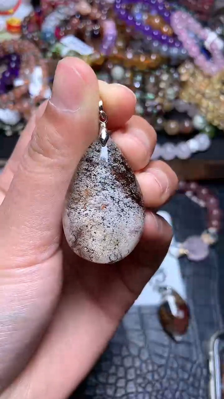 【闪购商品】水晶吊坠(赠链)未镶嵌17