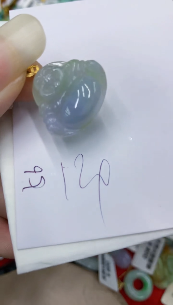 翡翠18K金镶嵌颈饰111111111111