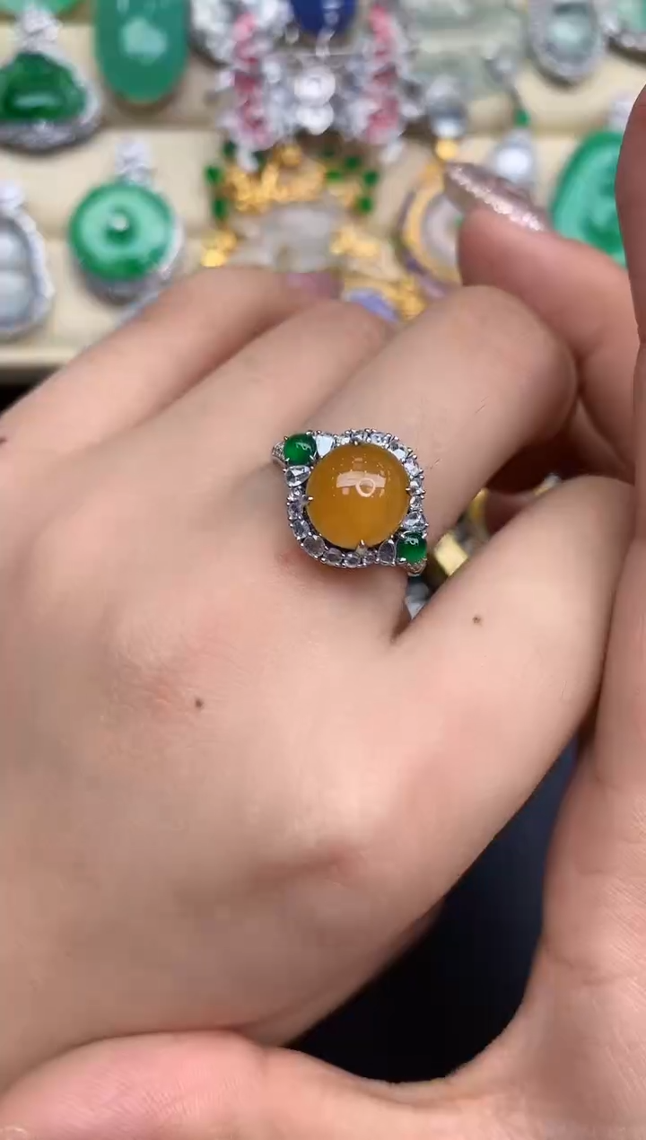 颈饰18K金镶嵌翡翠364-中国好珍宝