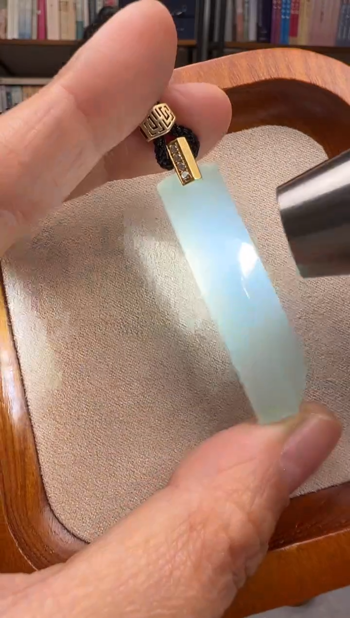 【闪购商品】翡翠颈饰未镶嵌翡翠吊坠