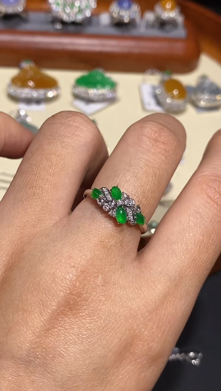 【闪购商品】翡翠戒指18K金镶嵌戒指