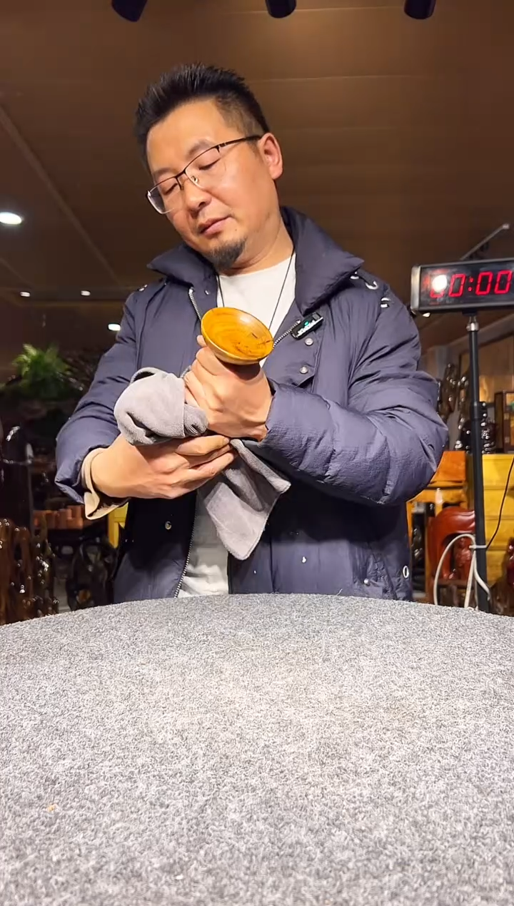 金丝楠木雕款存*金丝楠木摆件