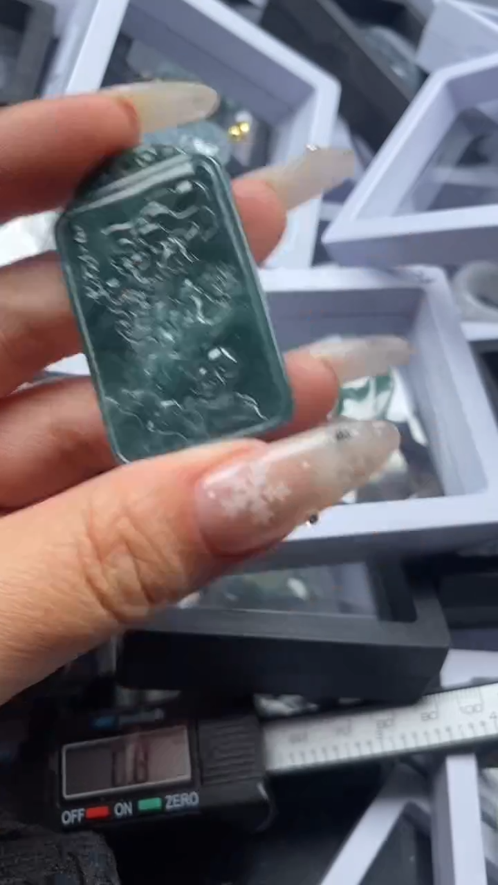 颈饰未镶嵌翡翠2676