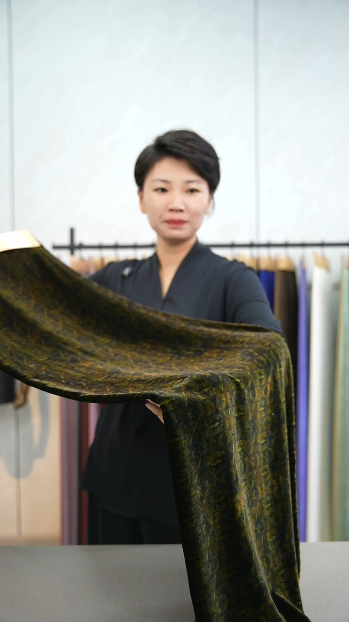 蚕丝1米价  140宽印花真丝乔绒面料