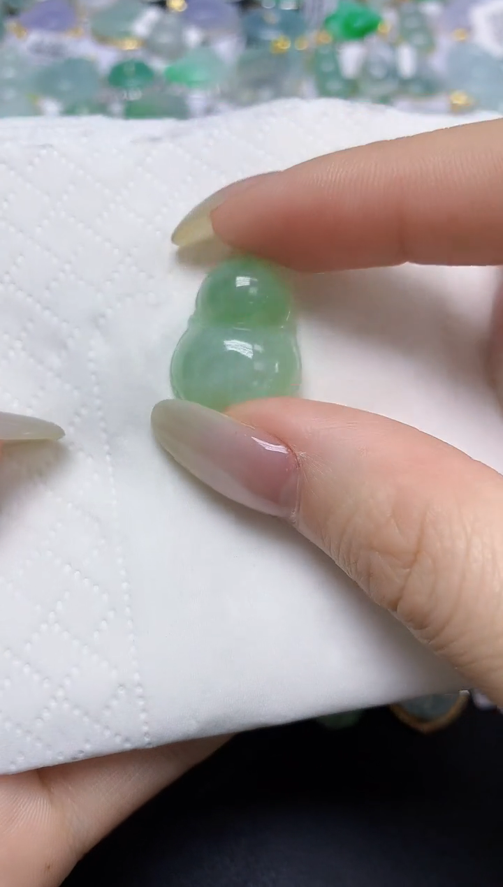 【闪购商品】翡翠未镶嵌颈饰天然缅甸翡翠A货