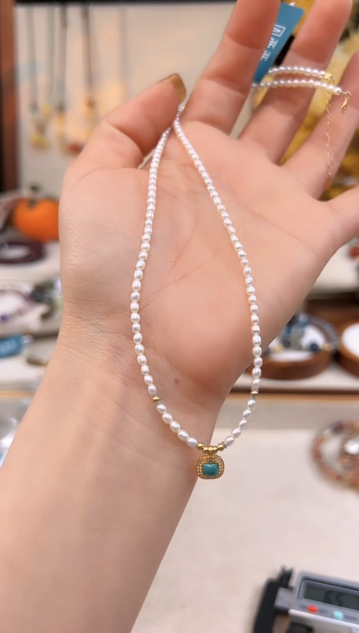 【闪购商品】淡水珍珠颈饰18K金镶嵌@@I921I016392