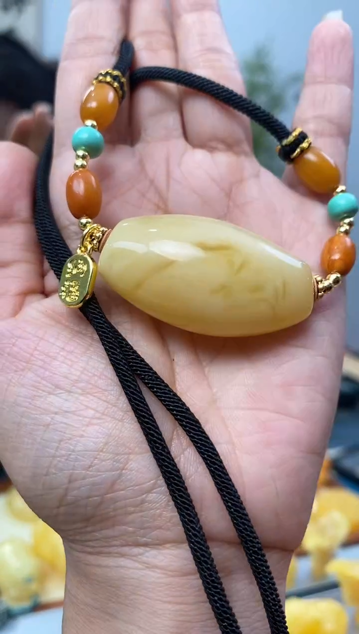 【闪购商品】琥珀裸石未镶嵌天然琥珀蜜蜡马蹄珠