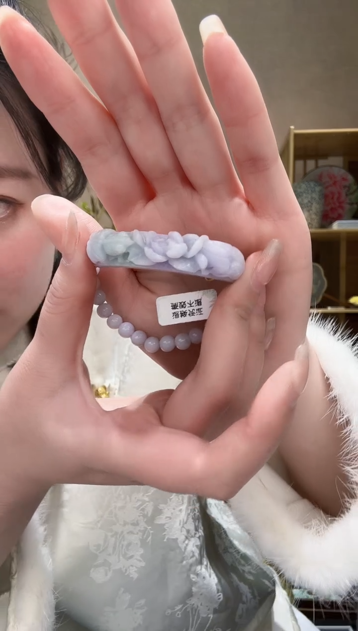 【闪购商品】翡翠颈饰未镶嵌手牌