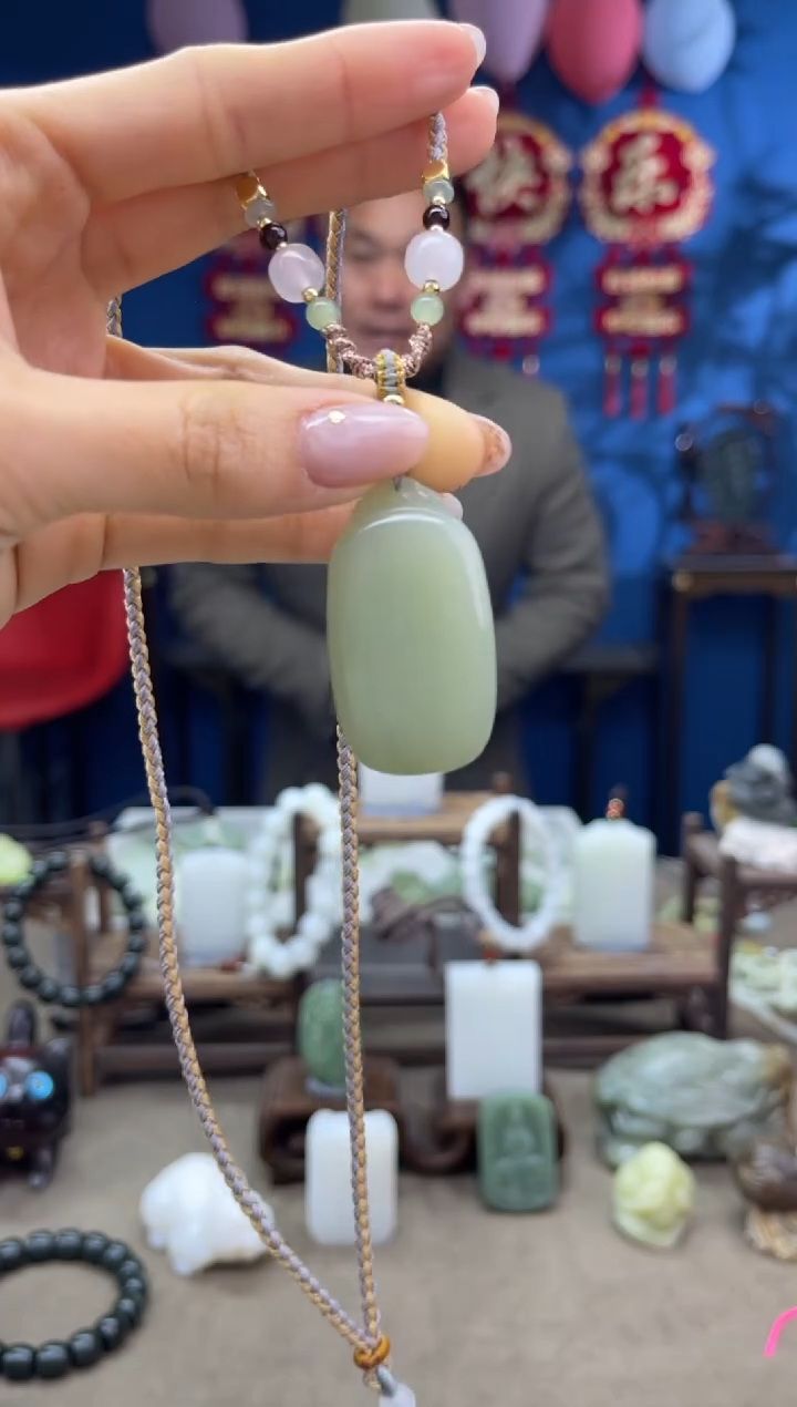 【闪购商品】和田玉颈饰未镶嵌1