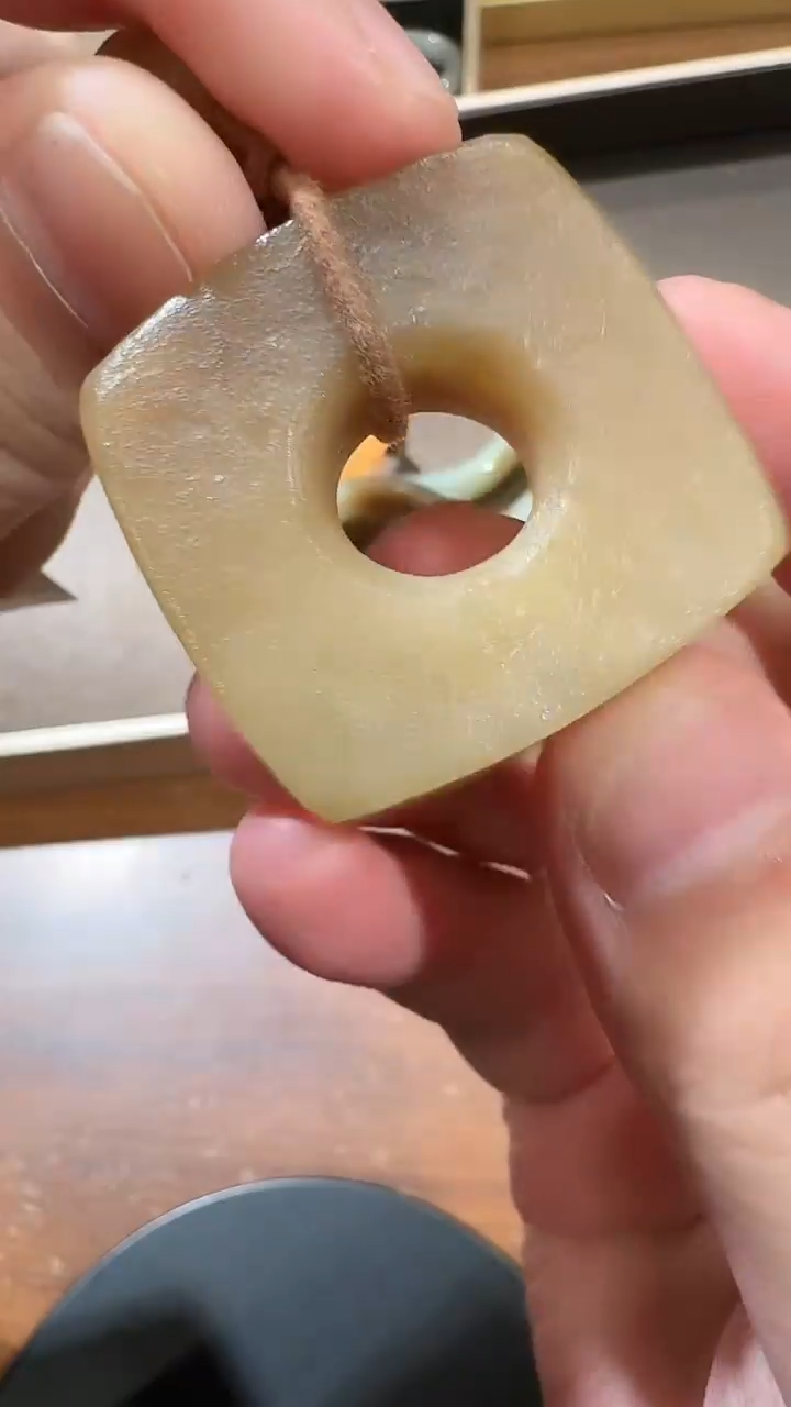 【闪购商品】和田玉吊坠未镶嵌平安扣（单）