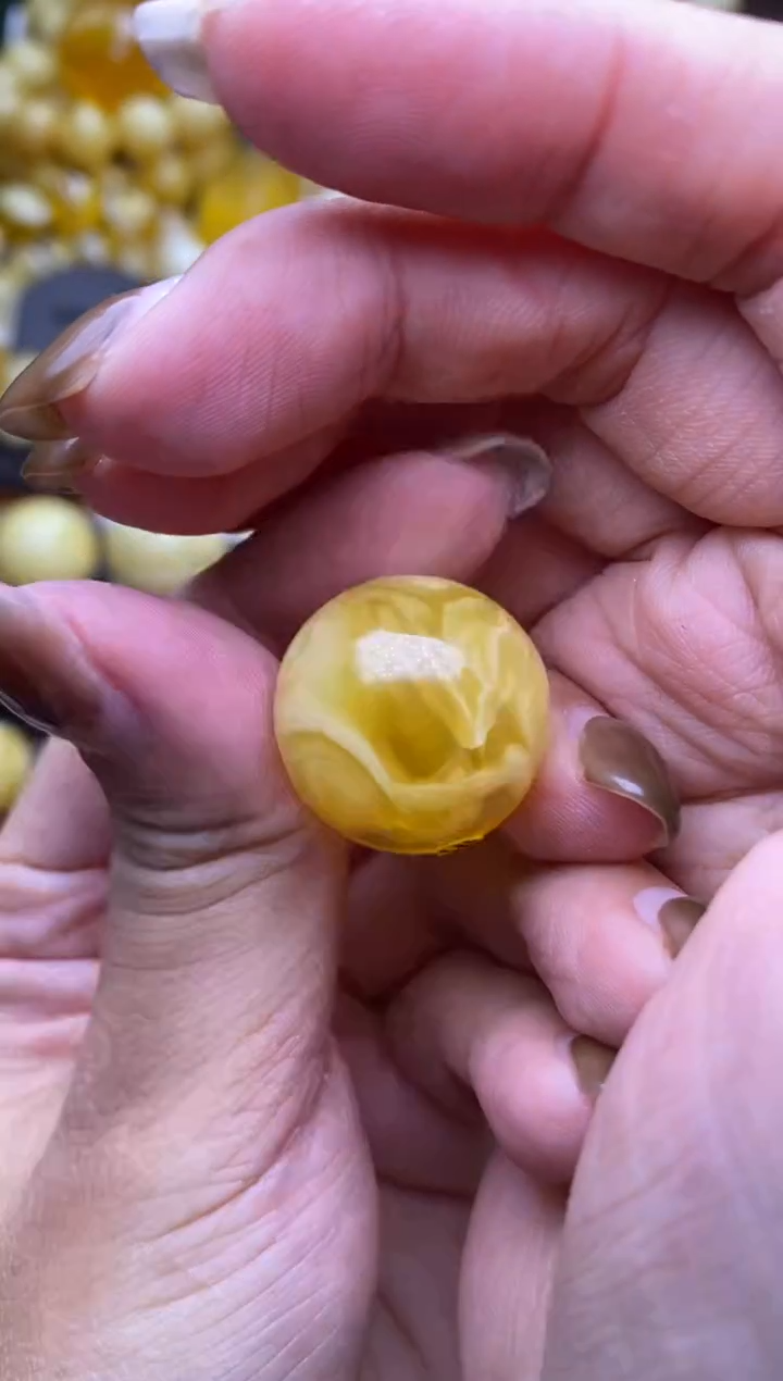 【闪购商品】琥珀裸石未镶嵌 大小姐珠宝严选38