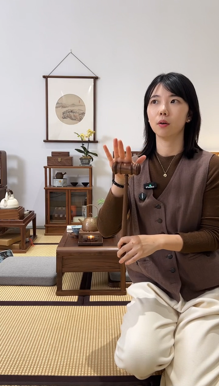 黑胡桃木一个按摩锤