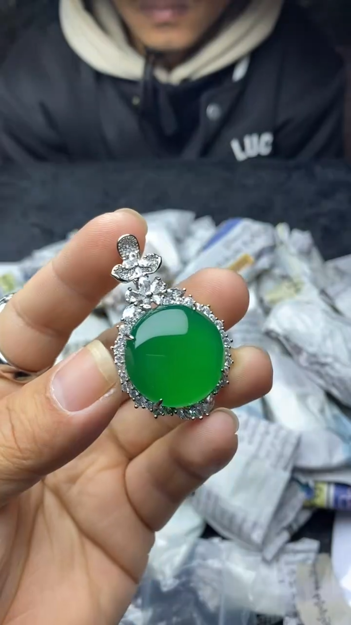 满色吊坠 所见即所得！！！