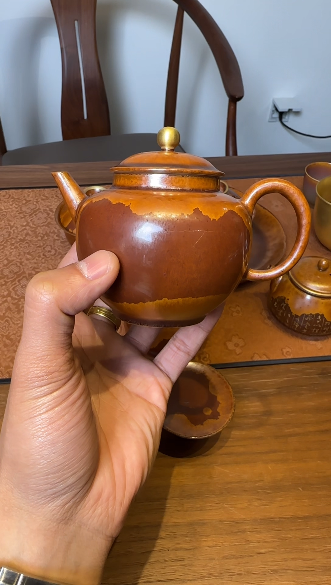 荣器 木首釉 水平壶