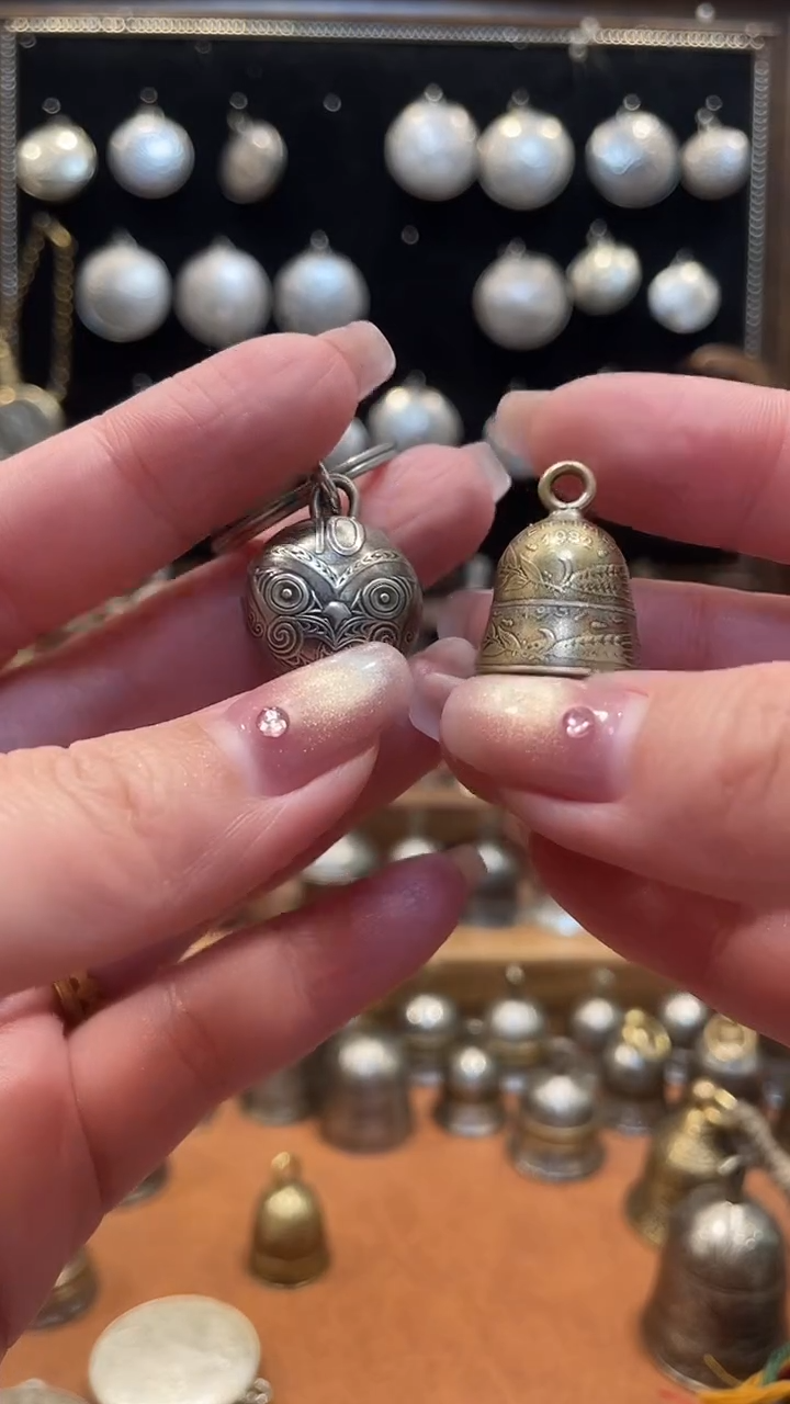 缘****鲜新西兰毛利人圆铃铛+法国迷你喇叭口铃铛