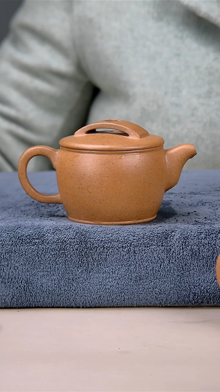【闪购商品】紫砂茶壶汉娃 160梨皮黄段