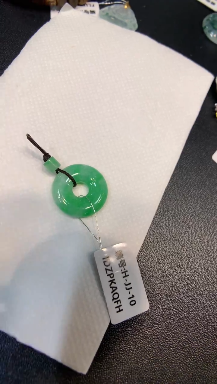 颈饰未镶嵌翡翠甜甜圈 