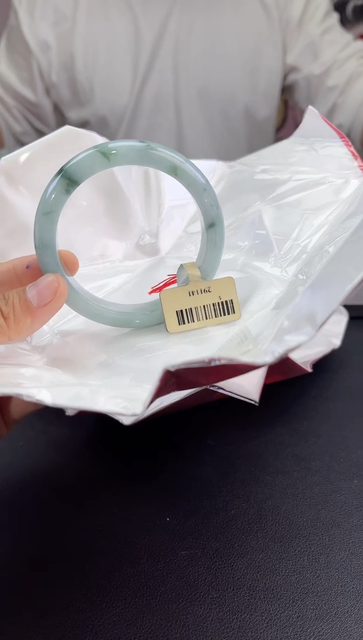 【闪购商品】翡翠手镯未镶嵌翡翠手镯