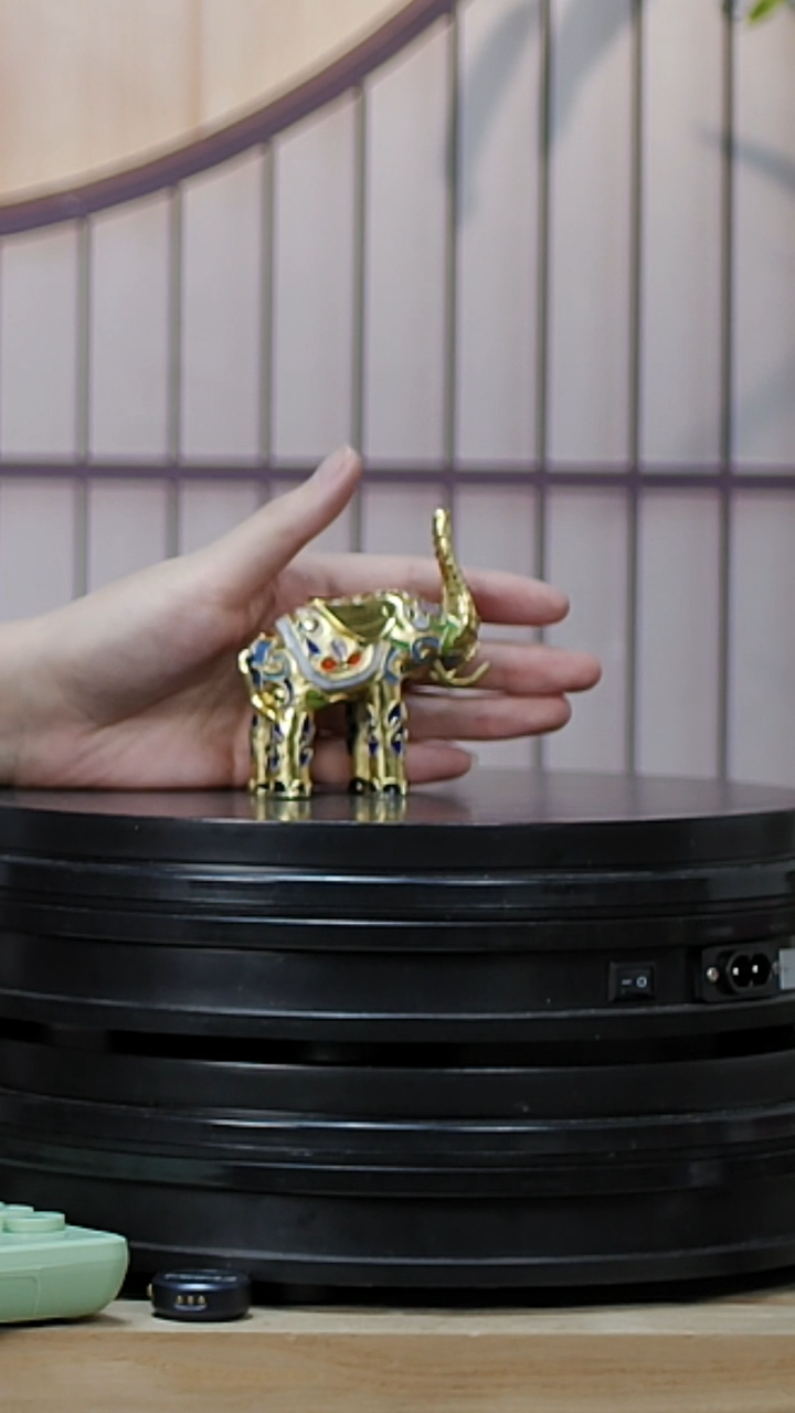 【闪购商品】非遗技艺 景泰蓝小象金地