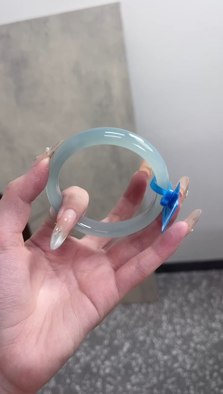 【闪购商品】玛瑙/玉髓手镯未镶嵌61圈