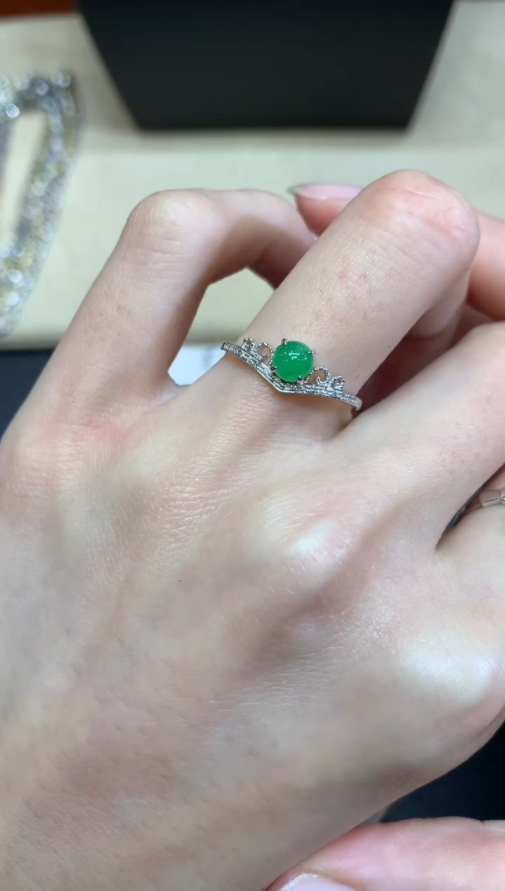 【闪购商品】翡翠戒指18K金镶嵌【无鉴赏期】