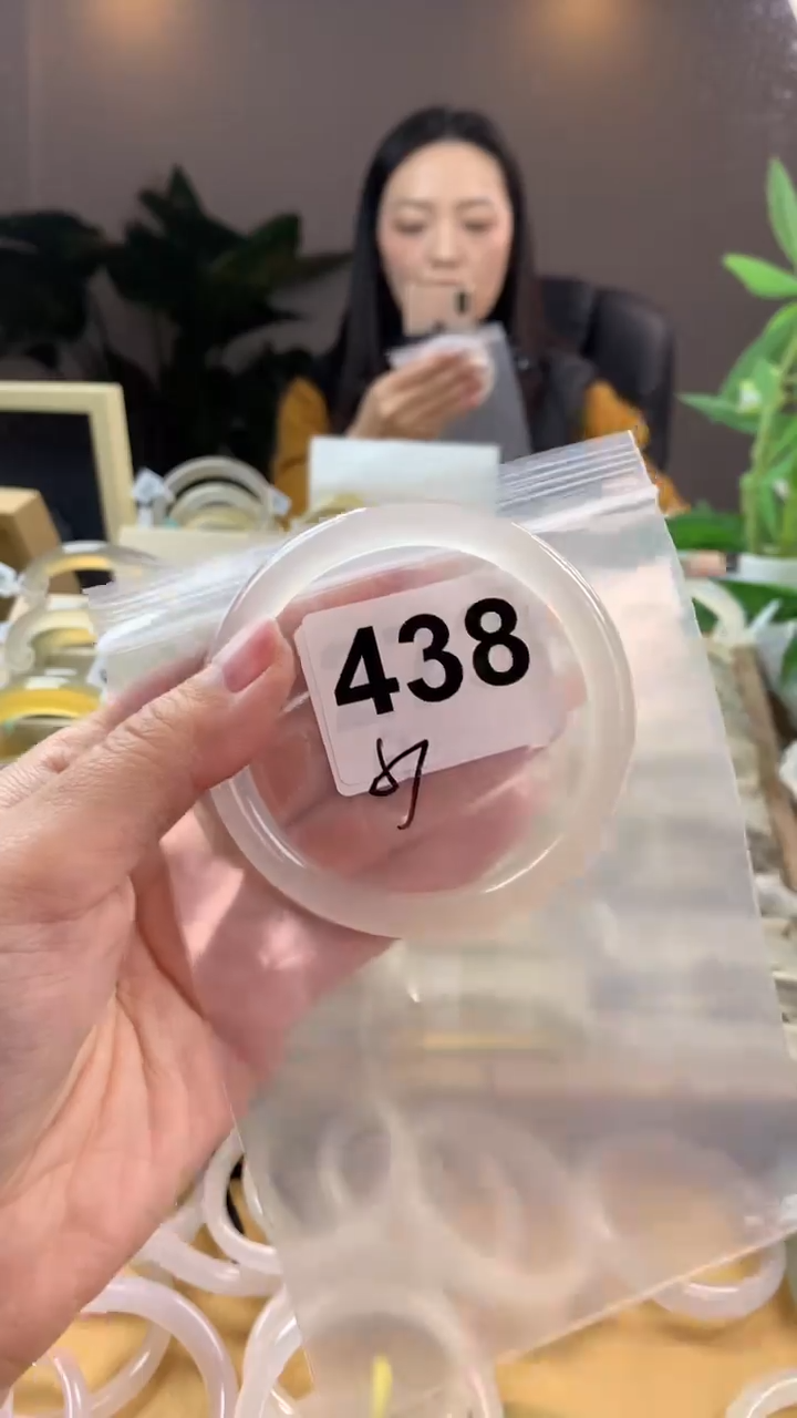 【闪购商品】玛瑙/玉髓手镯未镶嵌438