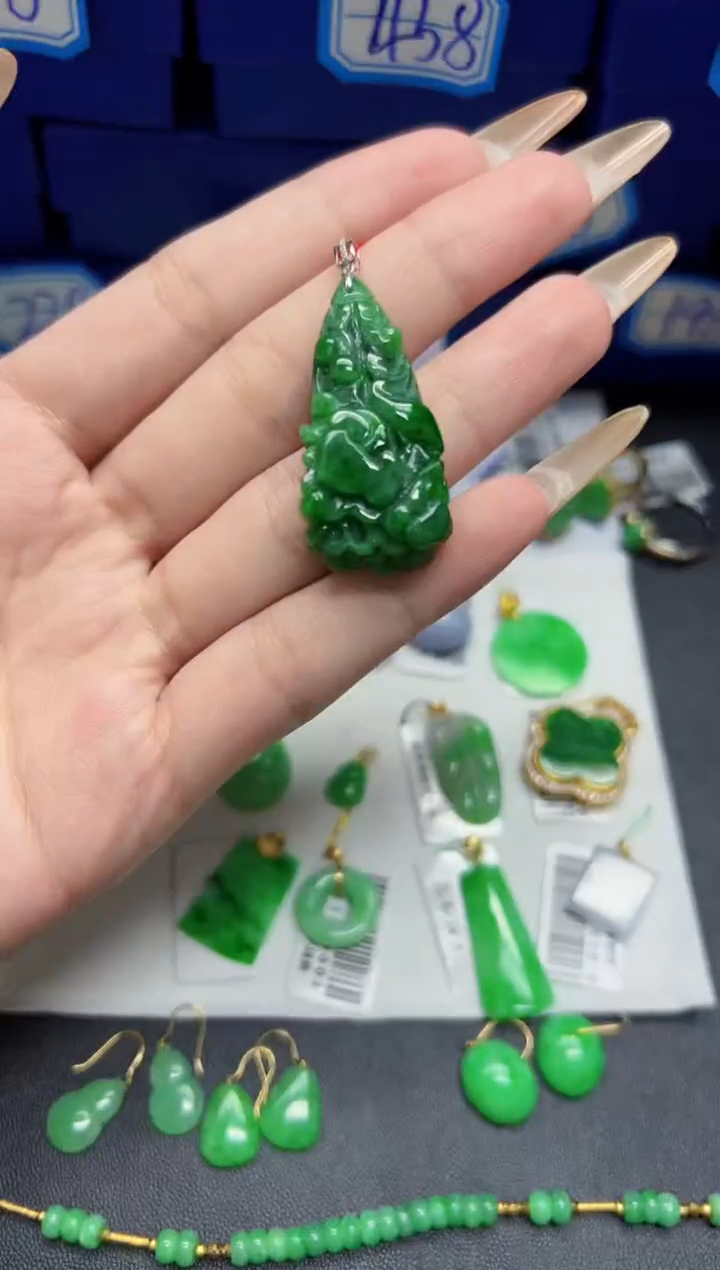 【闪购商品】翡翠颈饰18K金镶嵌Y缅料A货/支持复检/一件