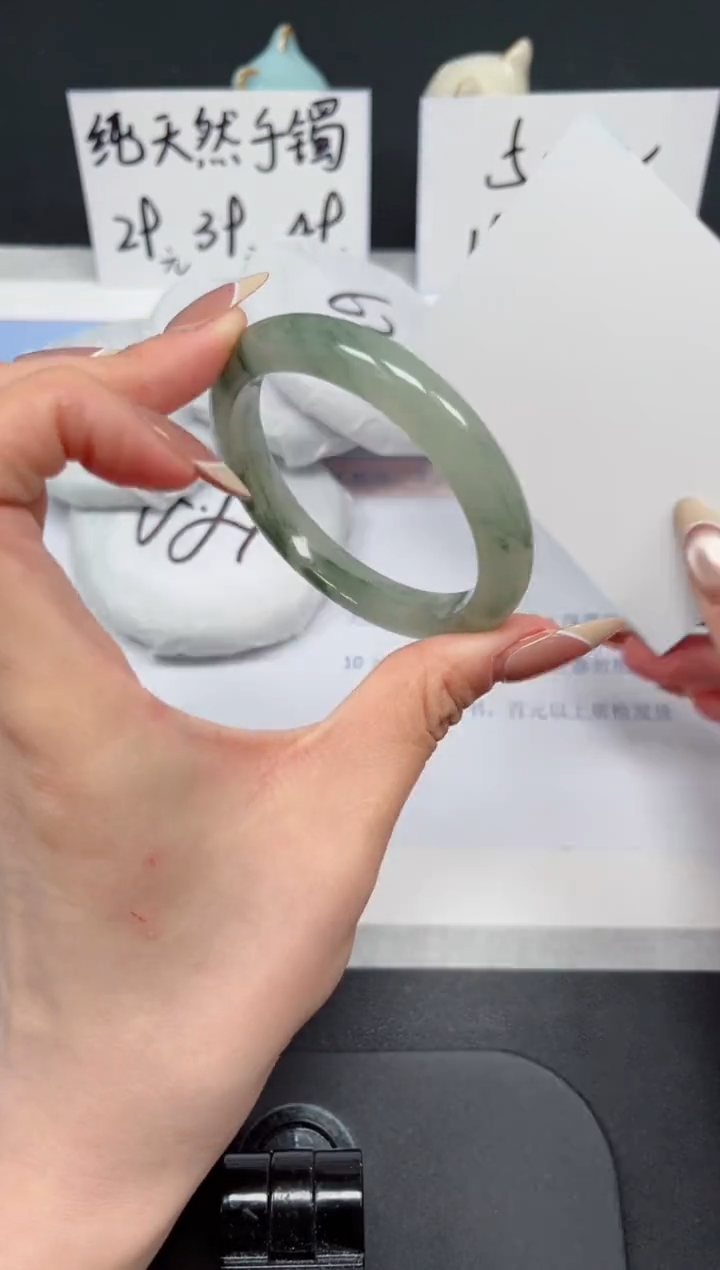 【闪购商品】石英质玉手镯未镶嵌K163-53