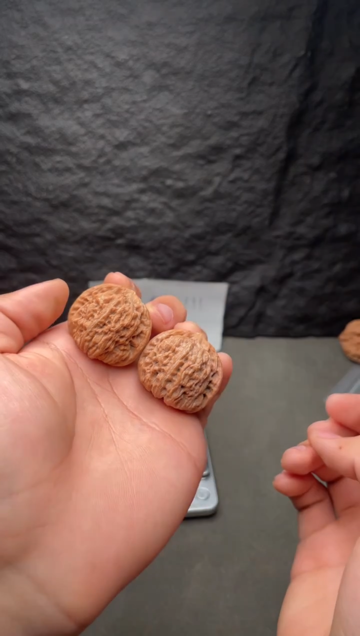 吊坠文玩核桃23号黑马