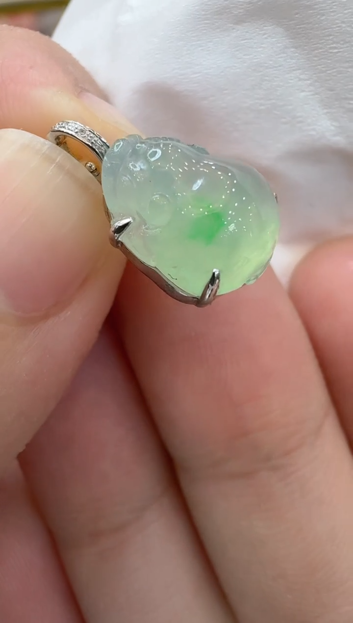 【闪购商品】翡翠吊坠(不含链)18K金镶嵌多样性团购发一件