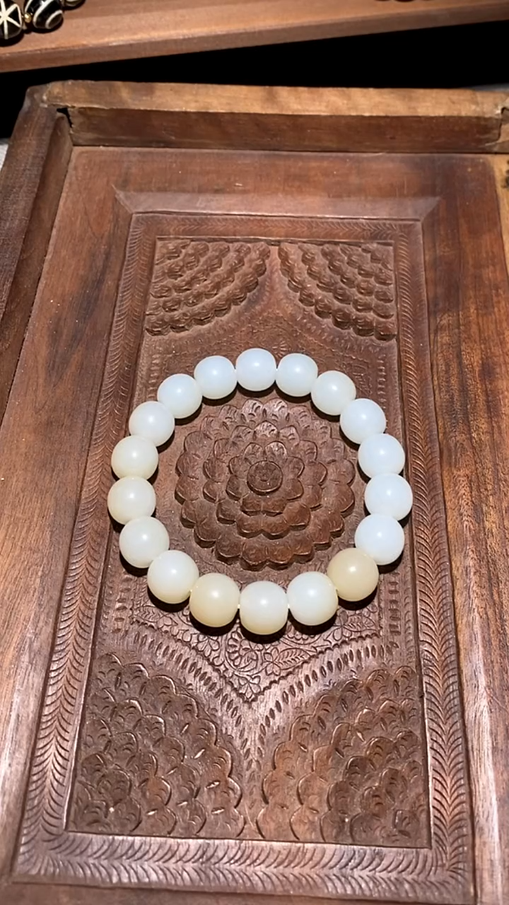 未镶嵌和田玉挂件HLW1021-1