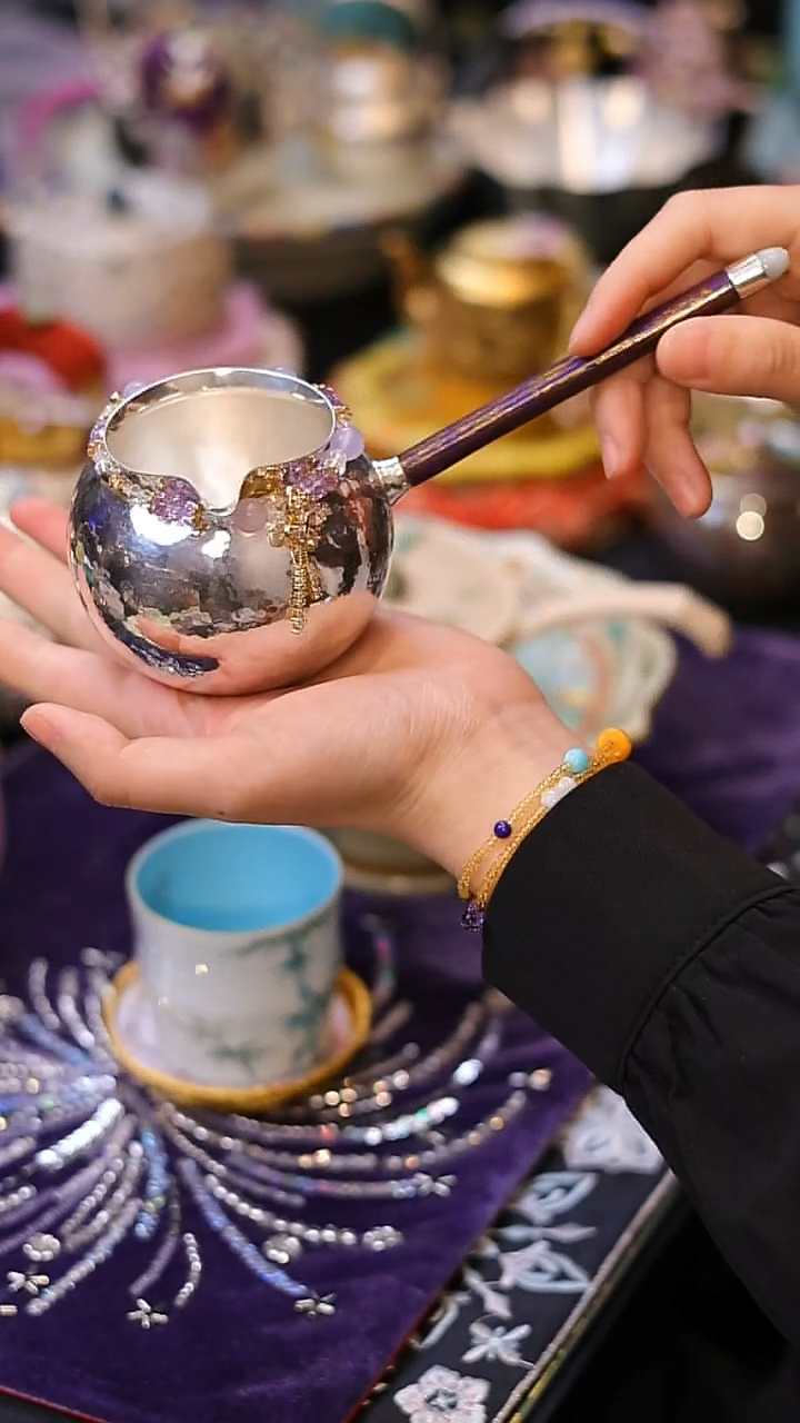 【闪购商品】摆件山怂阿卿直播间@@DZ0055