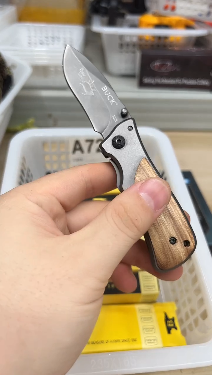 精品户外多功能用品工具