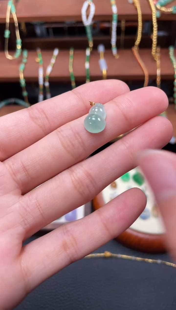 【闪购商品】翡翠吊坠(不含链)18K金镶嵌一个  JK325