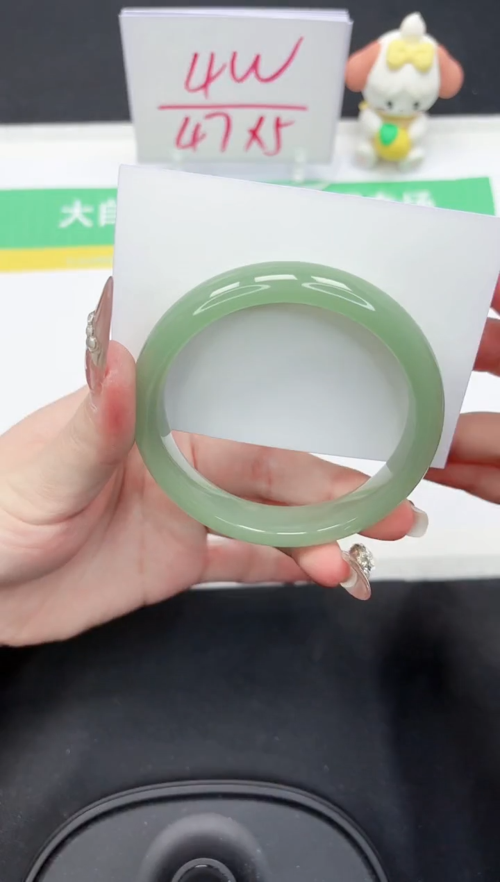 【闪购商品】石英质玉手镯未镶嵌226-60.5